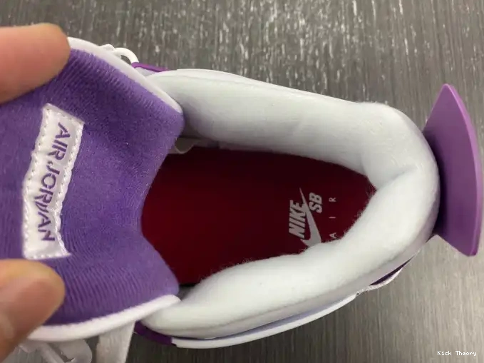 Kick Theory Jordan SB DR5415-150 Retro 4 0509